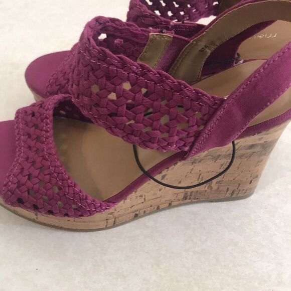 MAURICES Beverly Crochet Cork Heel Platform Wedge Sandals size 8 NWT - Picture 3 of 5